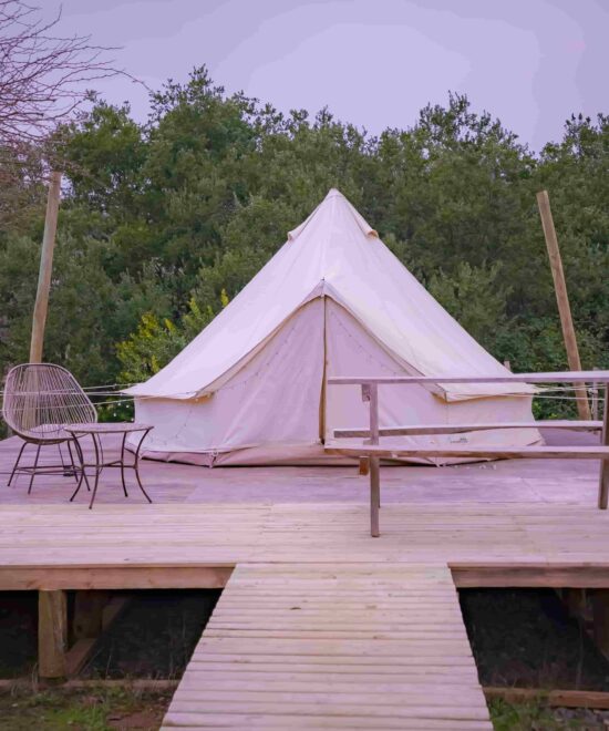 San Clemente - Praderas Los Peumos - 1 cama 2 plazas - Carpa Quillay